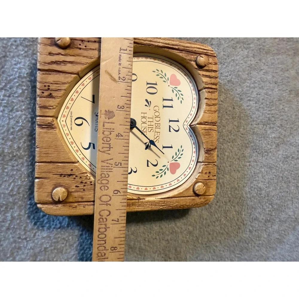 VTG 1989 Spartus God Bless This House Wall Clock Faux Wood Heart Country Granny